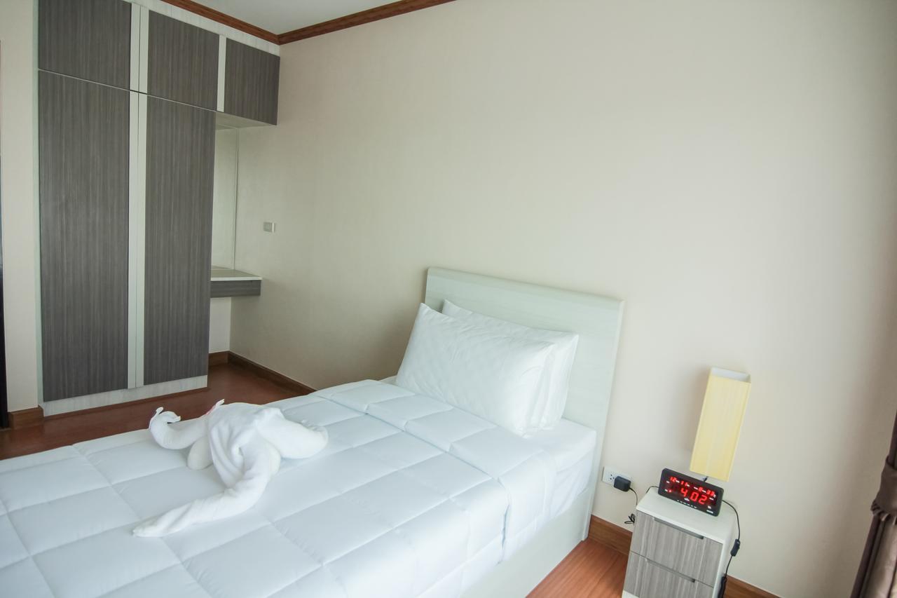 Tada Condotel Бурирам Екстериор снимка