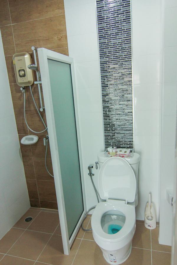 Tada Condotel Бурирам Екстериор снимка