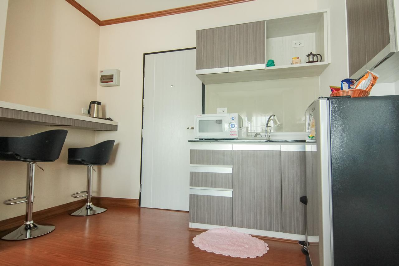 Tada Condotel Бурирам Екстериор снимка